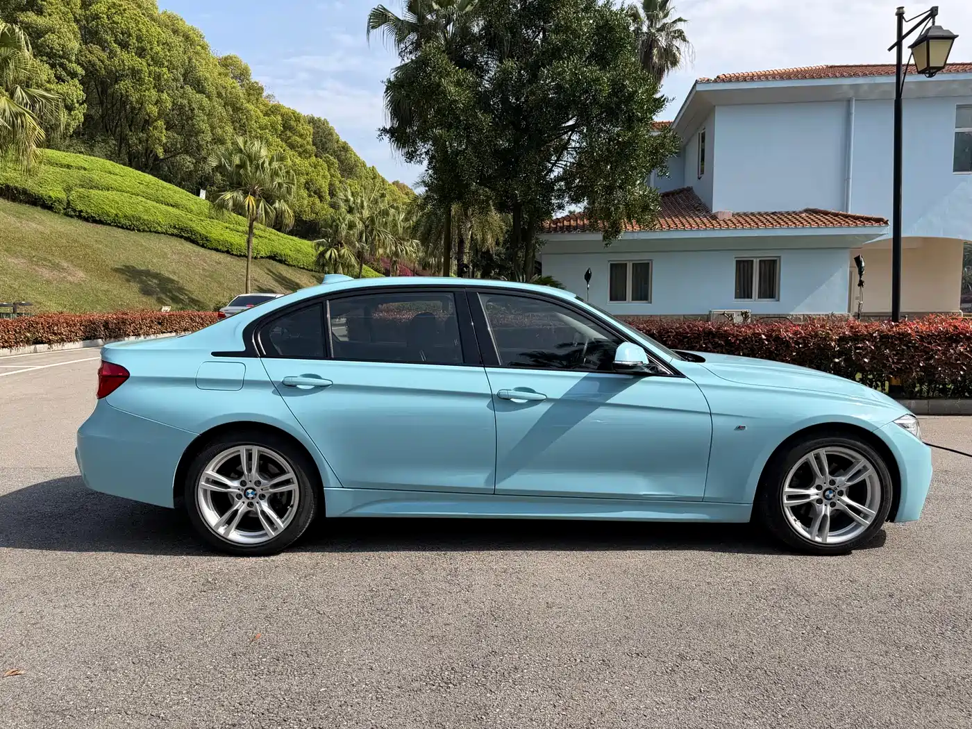 BMW 3 Series 2018 320Li M Sport Black Night Edition фото 8
