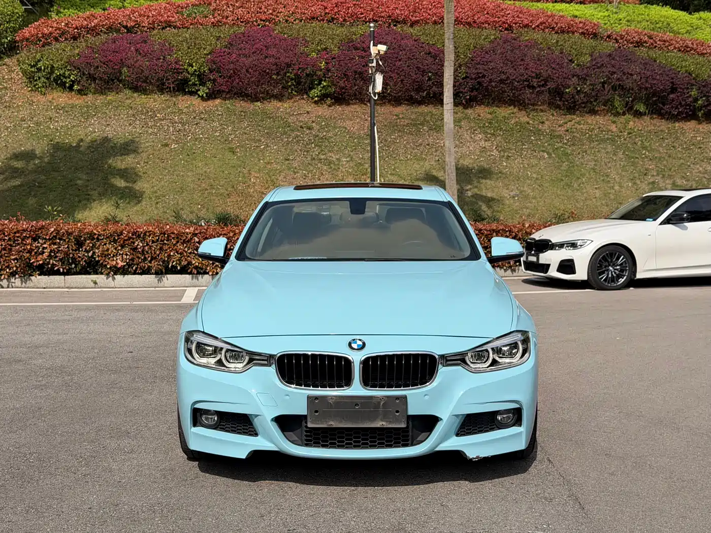 BMW 3 Series 2018 320Li M Sport Black Night Edition фото 2