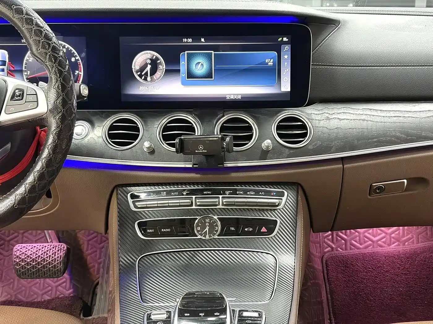 Mercedes-Benz E-Class 2016 E 300 L Sport Fashion Type фото 7