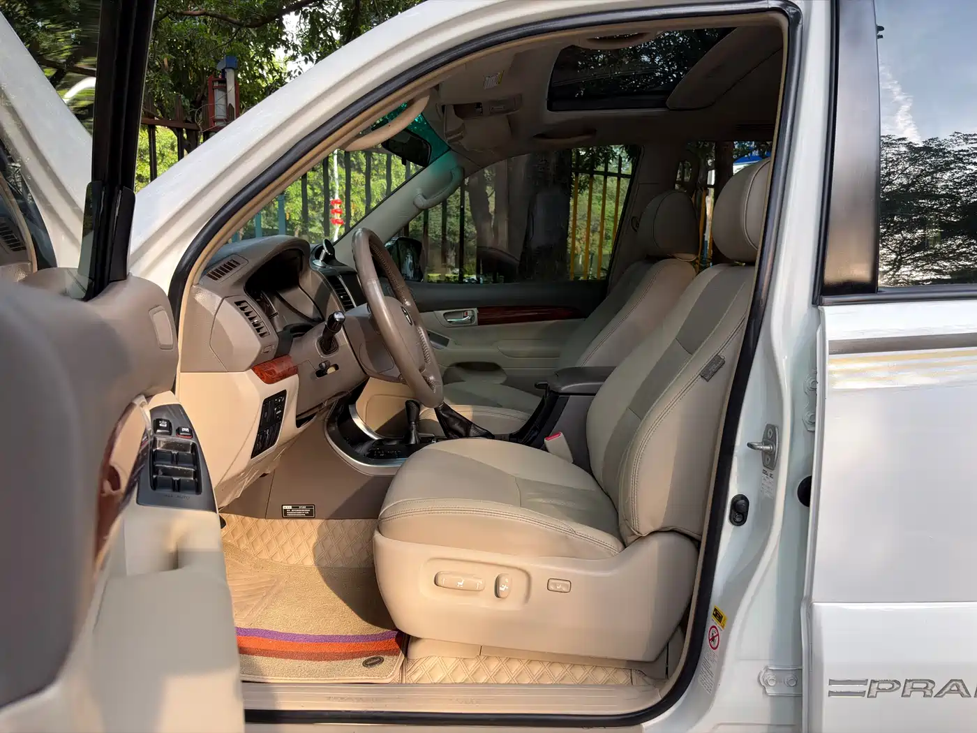 Toyota Prado 2006 4.0L Automatic VX NAVI Edition фото 10
