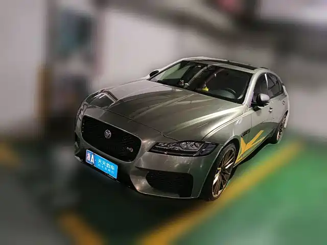 Jaguar XFL 2017 XFL 2.0T 240PS Premium Edition — фото 1