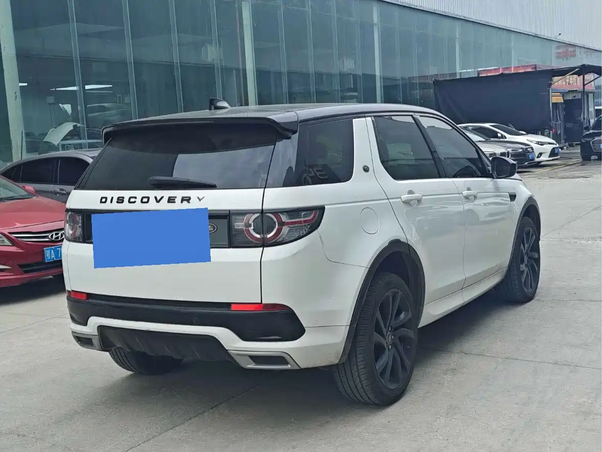 Land Rover Discovery Sport 2019 240PS SE Edition China V фото 9
