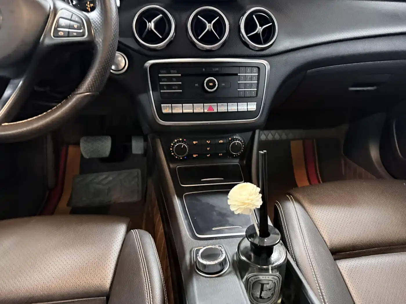 Mercedes-Benz GLA 2017 GLA 220 4MATIC Fashion фото 16