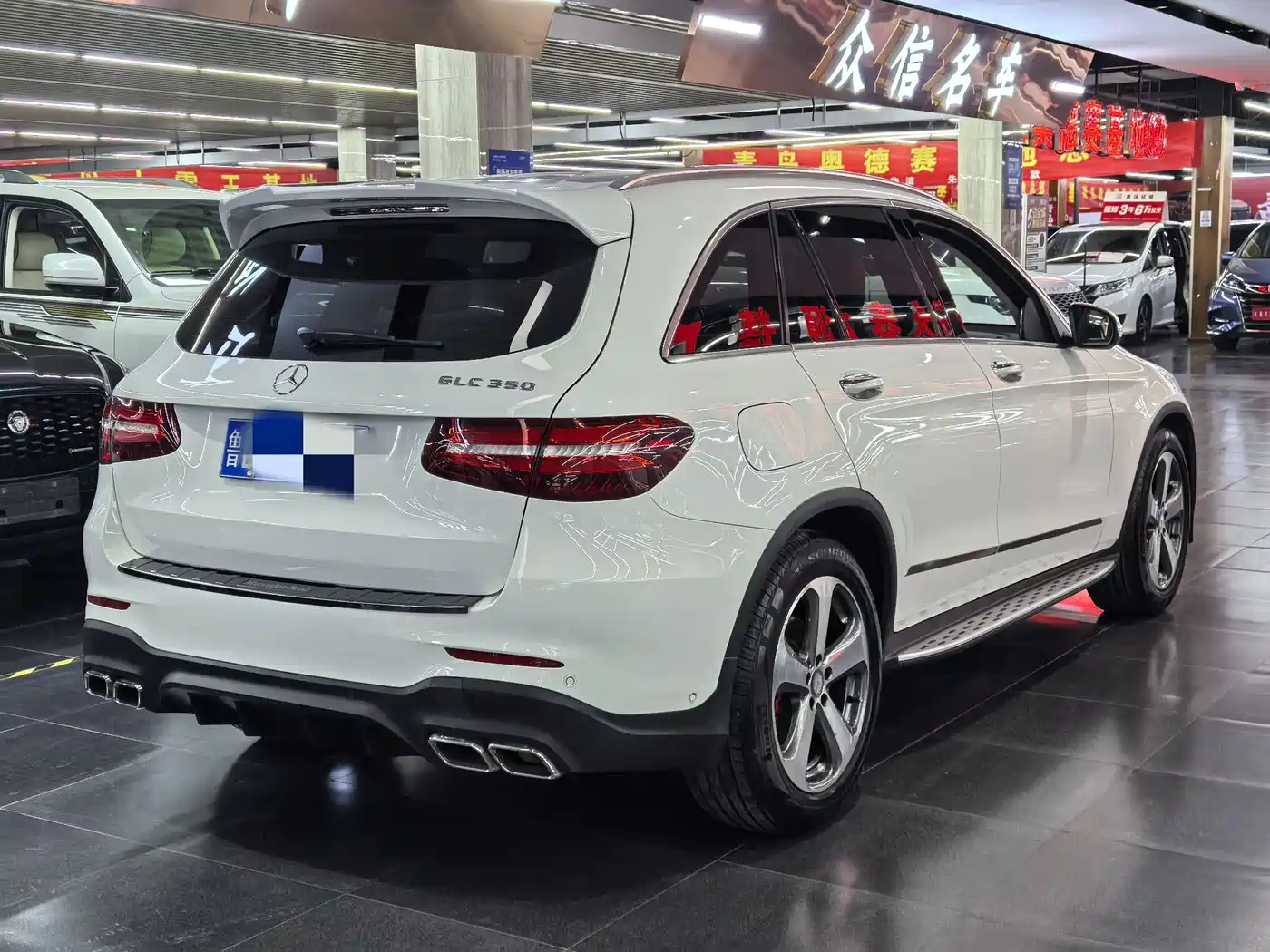 Mercedes-Benz GLC 2016 GLC 300 4MATIC Dynamic фото 4