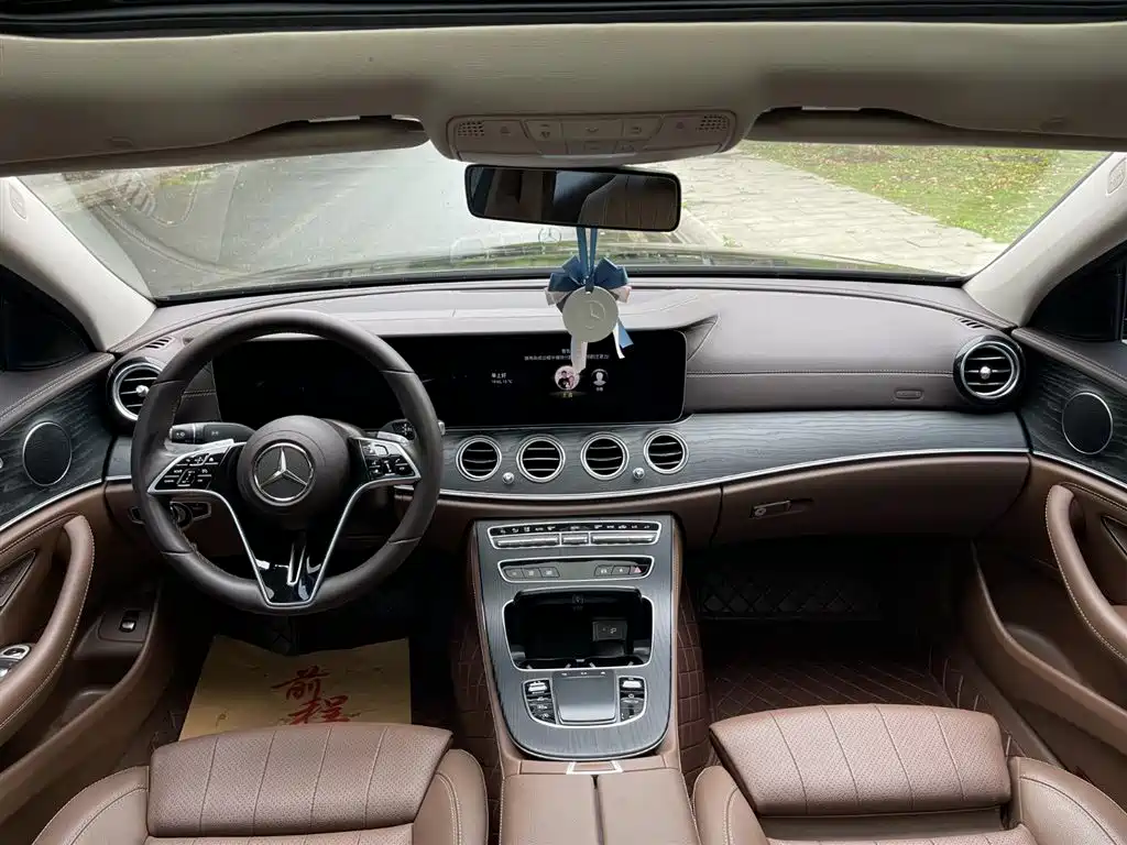 Mercedes-Benz E-Class 2023 Facelift E 260 L фото 13