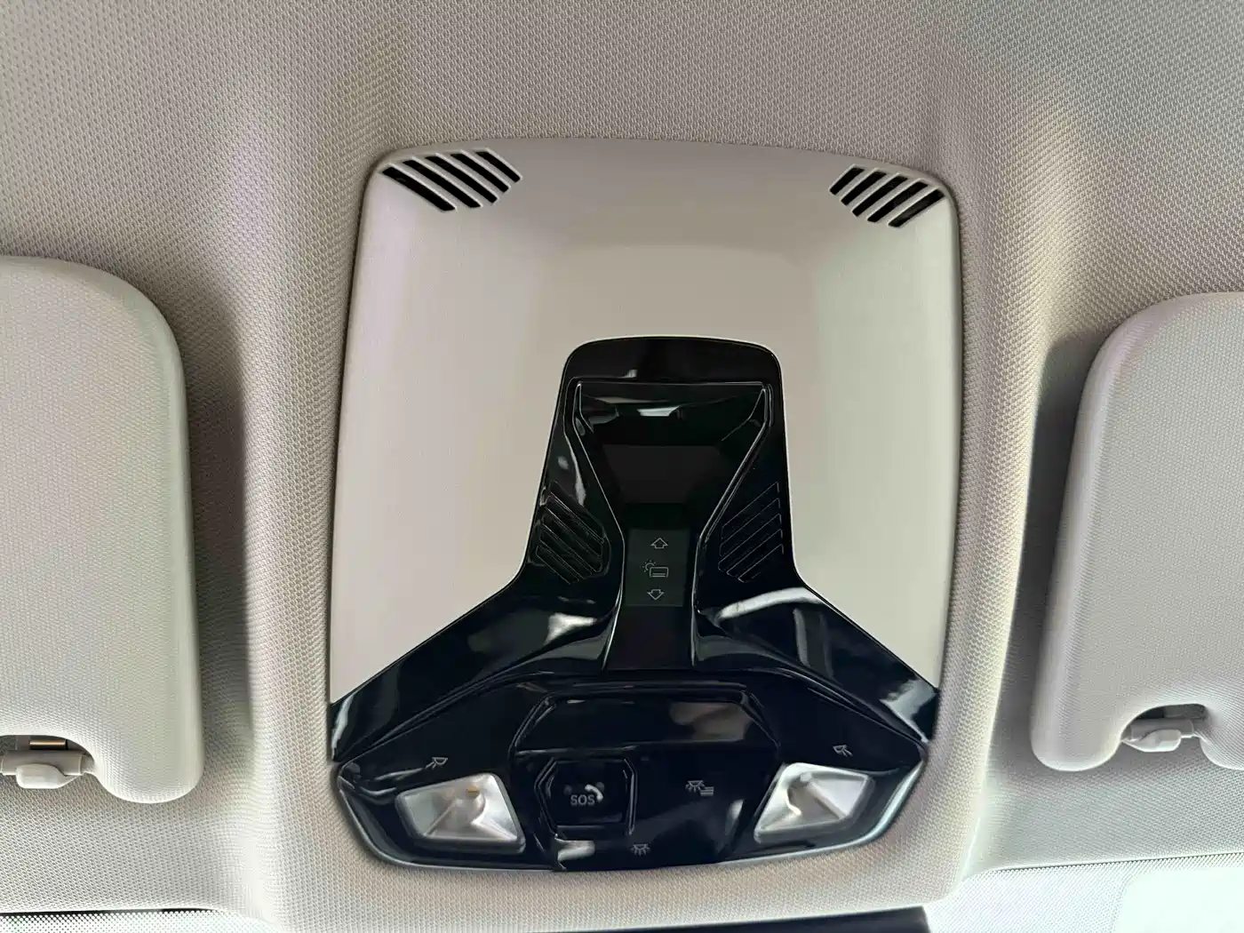 BMW X1 2024 sDrive20Li X Design Package фото 15