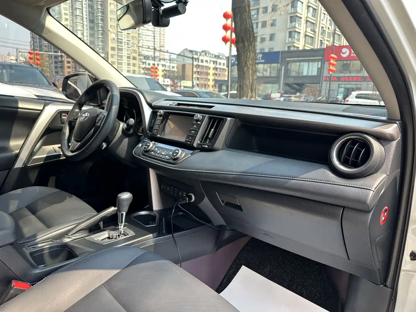 Toyota RAV4 Rongfang 2016 2.5L Automatic 4WD Elite фото 11