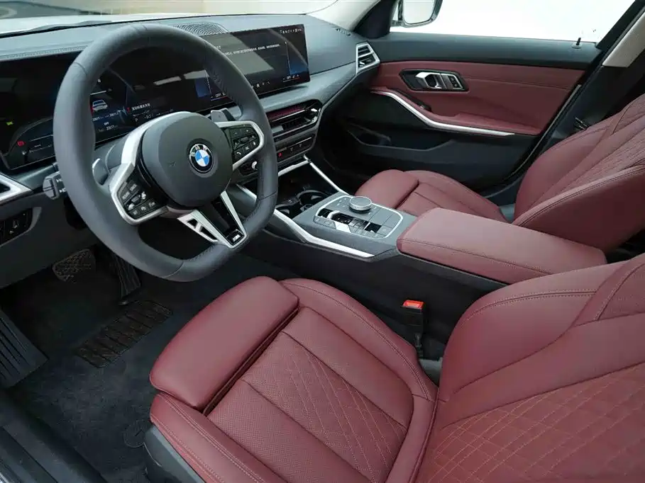 BMW 3 Series 2024 325Li M Sport Package фото 10