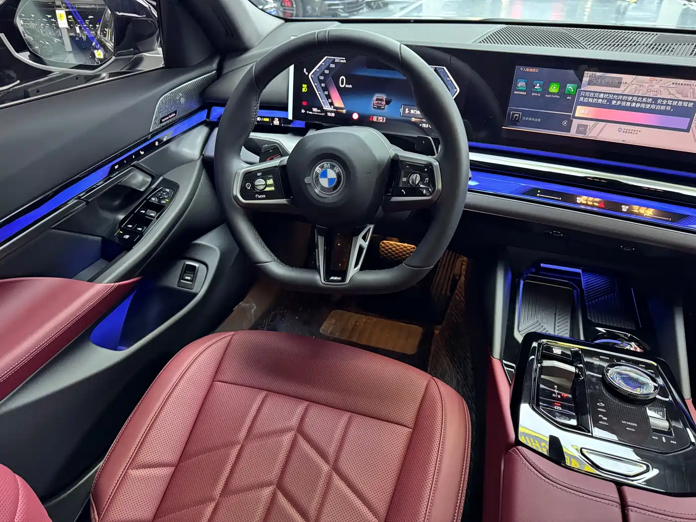 BMW 5 Series 2026 530Li Leading Luxury Package фото 7