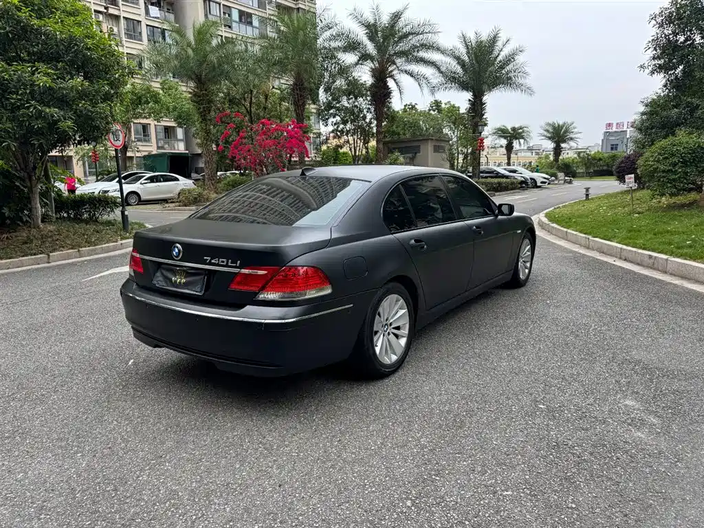 BMW 7 Series 2005 Model 740Li фото 6