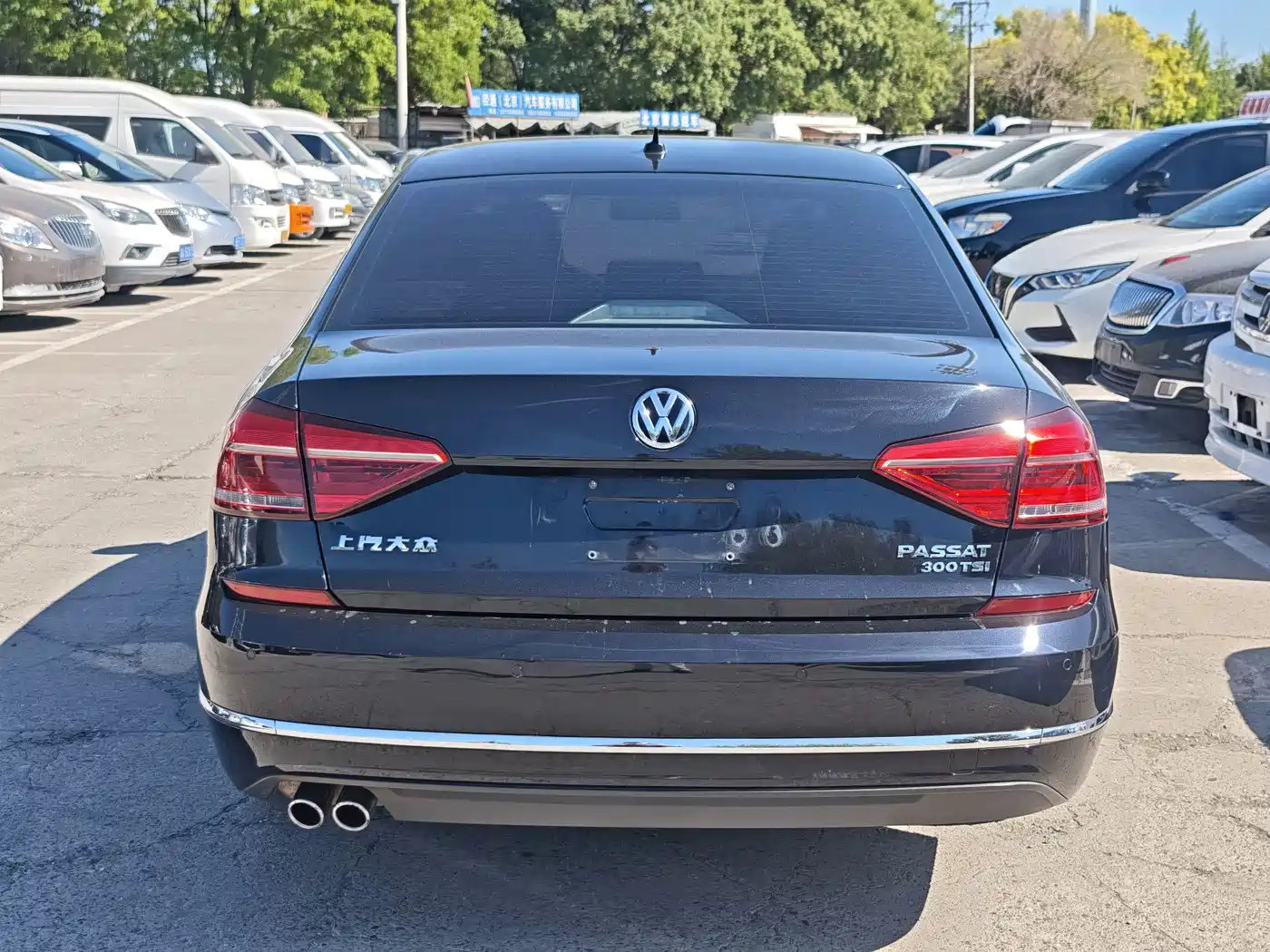 Volkswagen Passat 2015 1.8TSI Automatic Prestige Edition фото 3