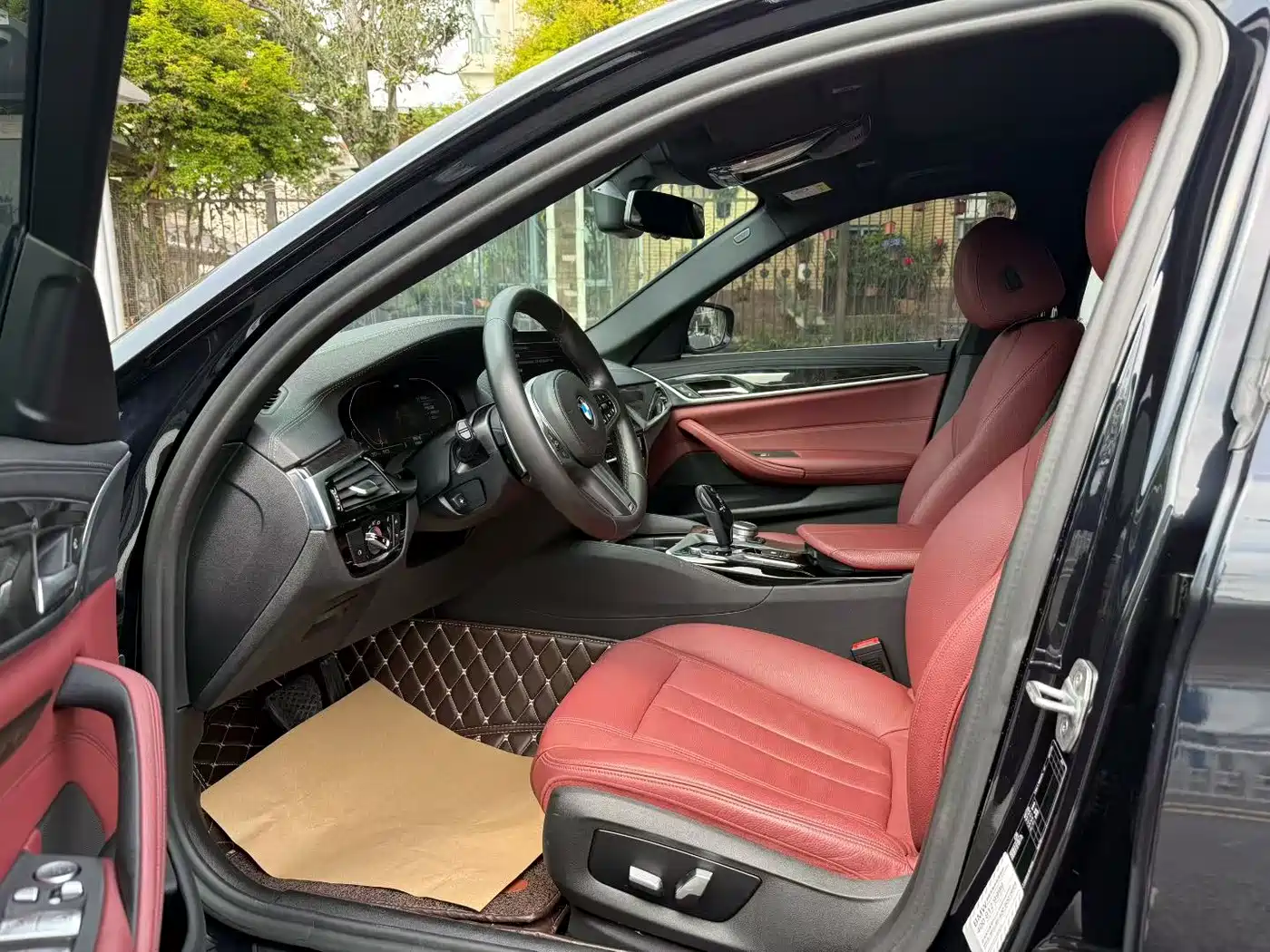 BMW 5 Series 2020 530Li Leading M Sport Package фото 4