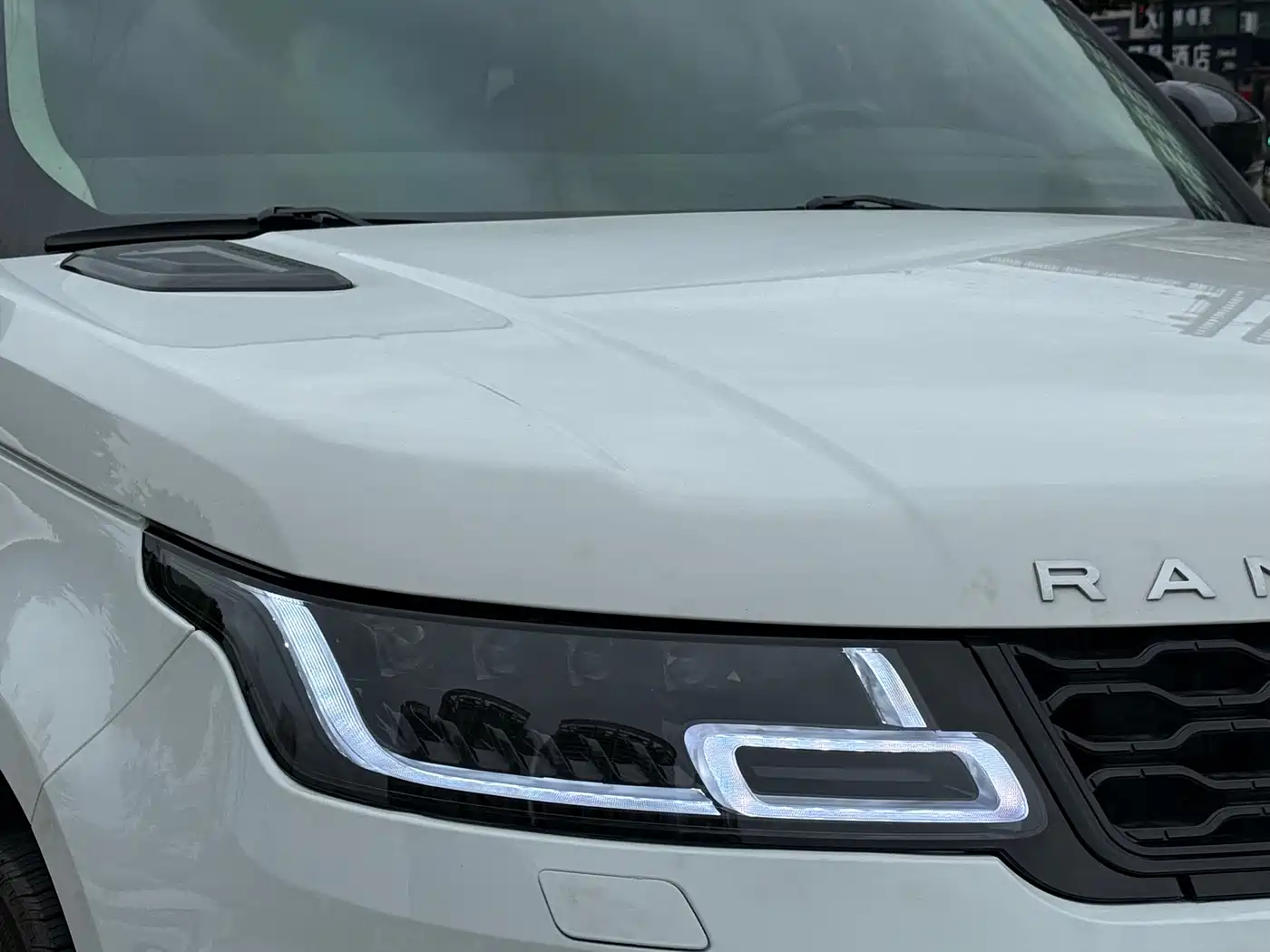 Land Rover Range Rover Sport 2016 Model 3.0 SC V6 HSE DYNAMIC фото 4
