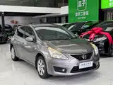 Photo 3 - Nissan Tiida