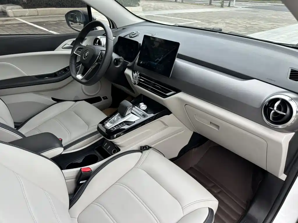 BYD Yuan Pro 2021 2021 401KM Luxury Model
