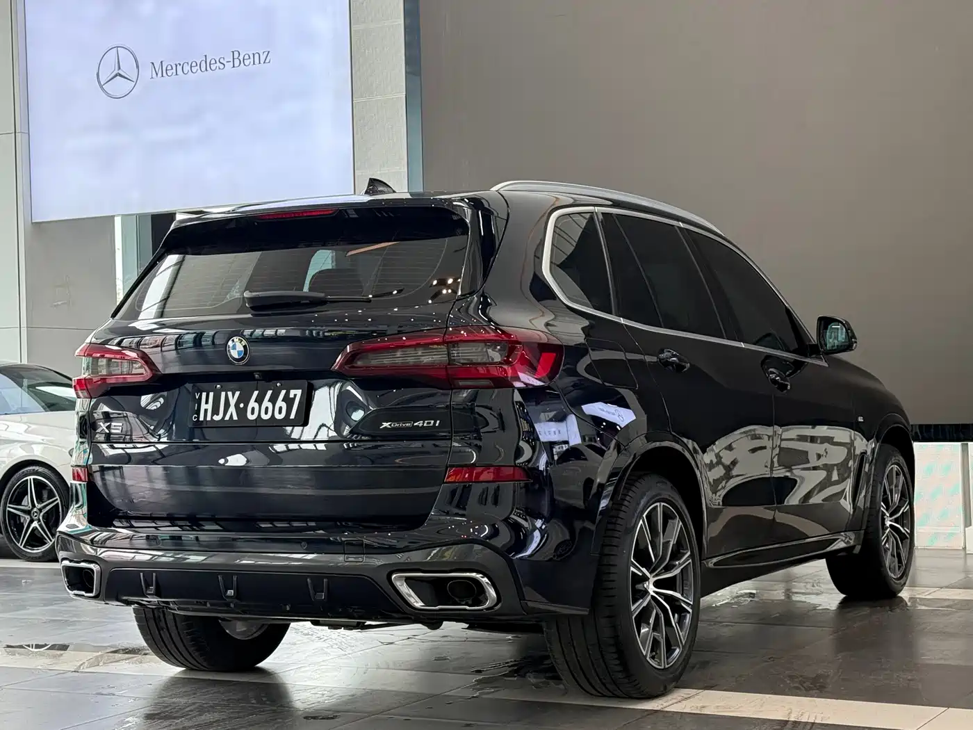 BMW X5 (Import) 2020 xDrive40i M Sport Package фото 5