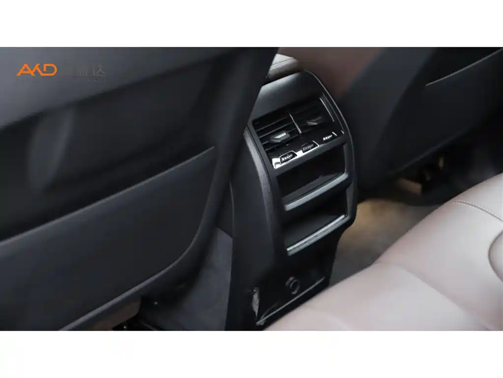 BMW X5 (Import) 2020 xDrive40i M Sport Package фото 9