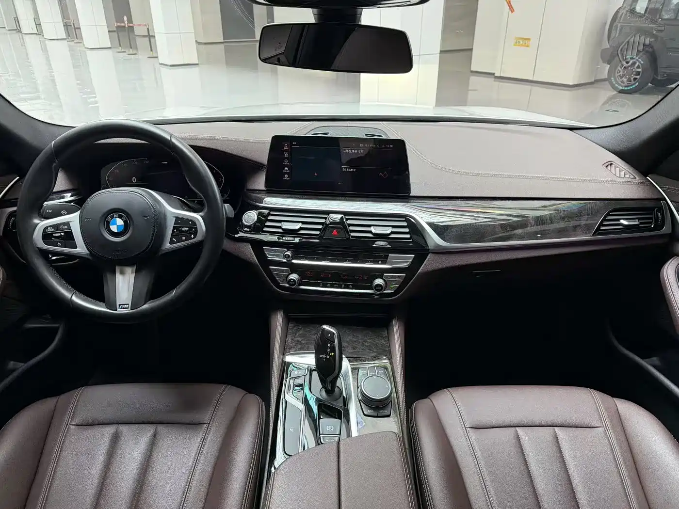 BMW 5 Series 2020 525Li M Sport Package фото 7