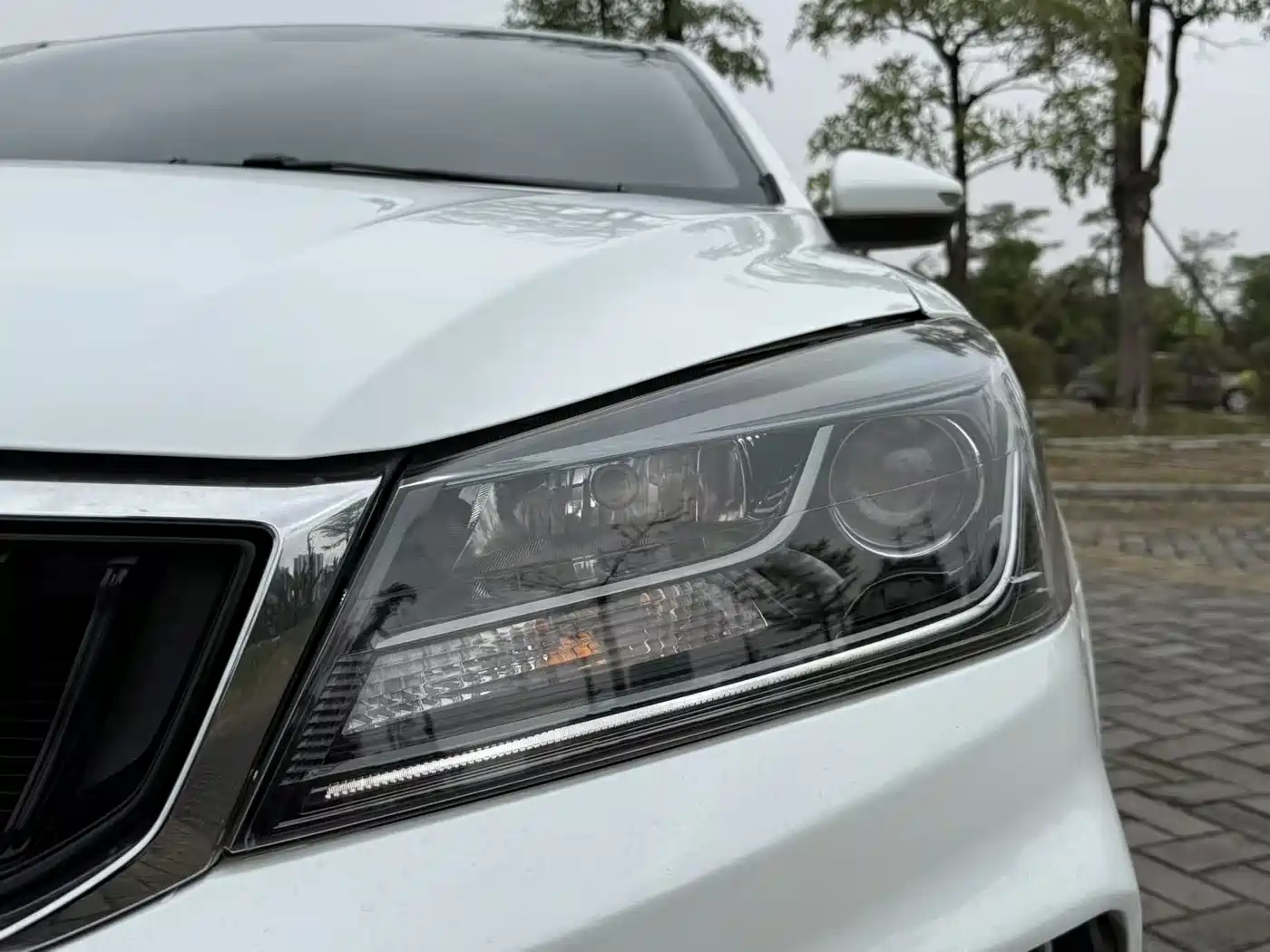 GEELY AUTOMOBILE EMGRAND