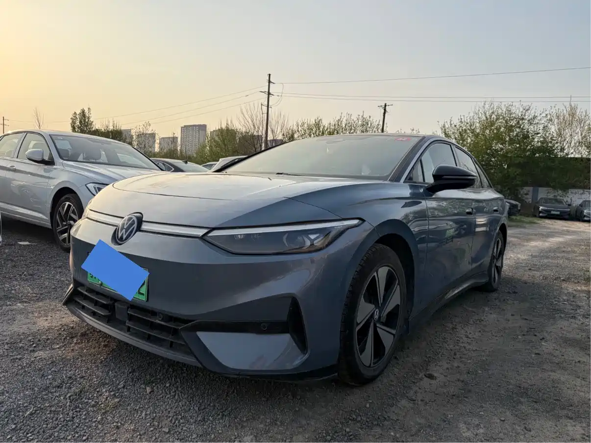 VOLKSWAGEN ID.7 VIZZION