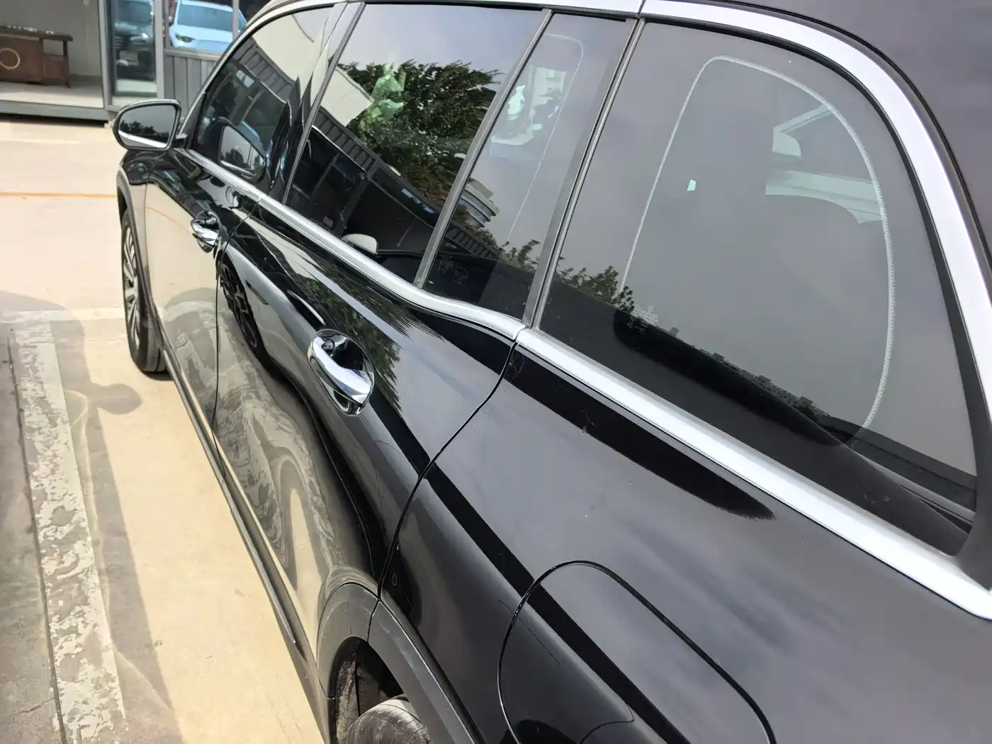 Mercedes-Benz GLB 2025 Model GLB 220 Fashion Style фото 19