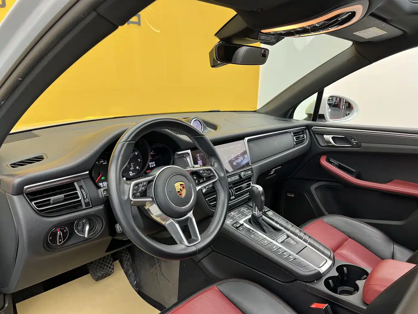 Porsche Macan 2021 Macan 2.0T фото 11