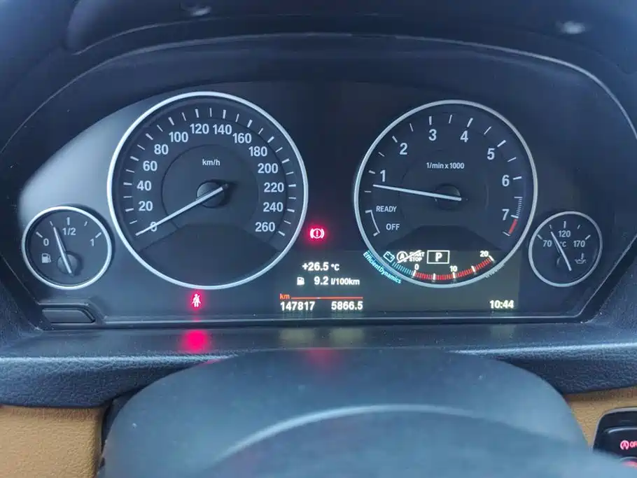 Фото 14 - BMW 3 Series