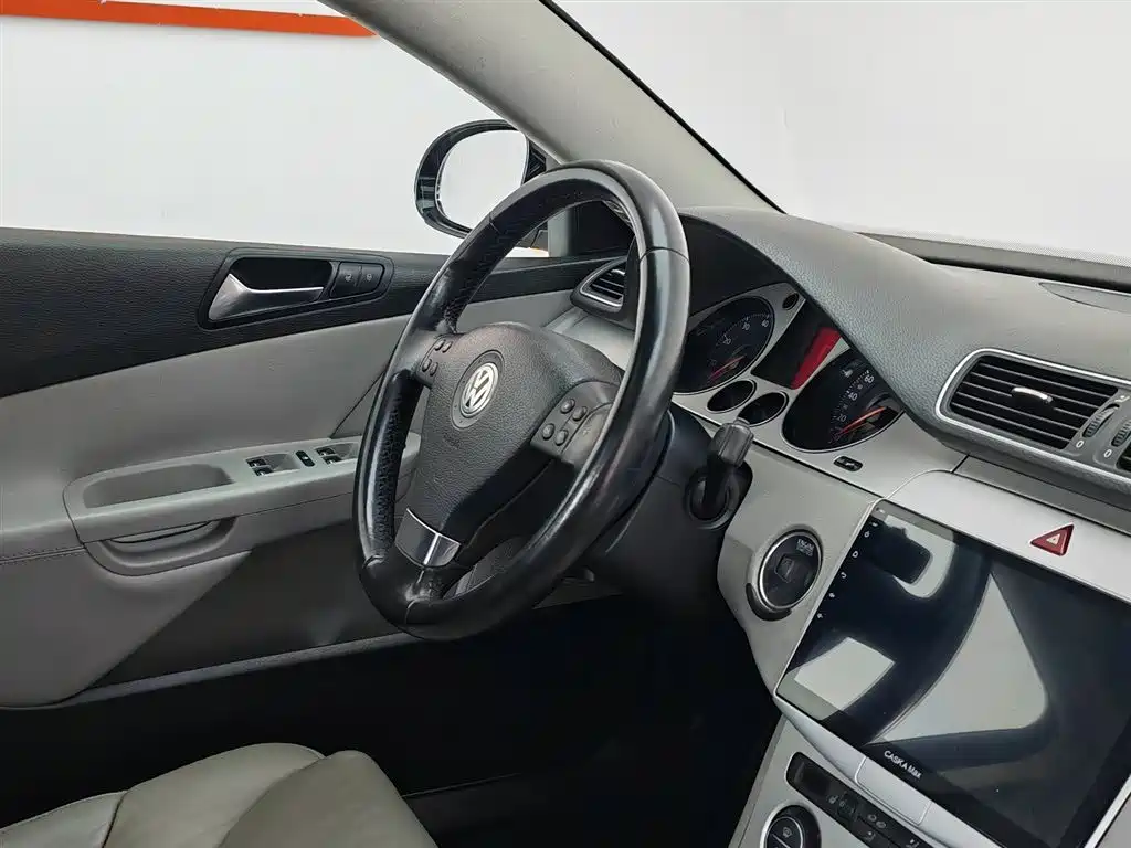 Volkswagen Magotan 2011 1.8TSI DSG Comfort фото 22