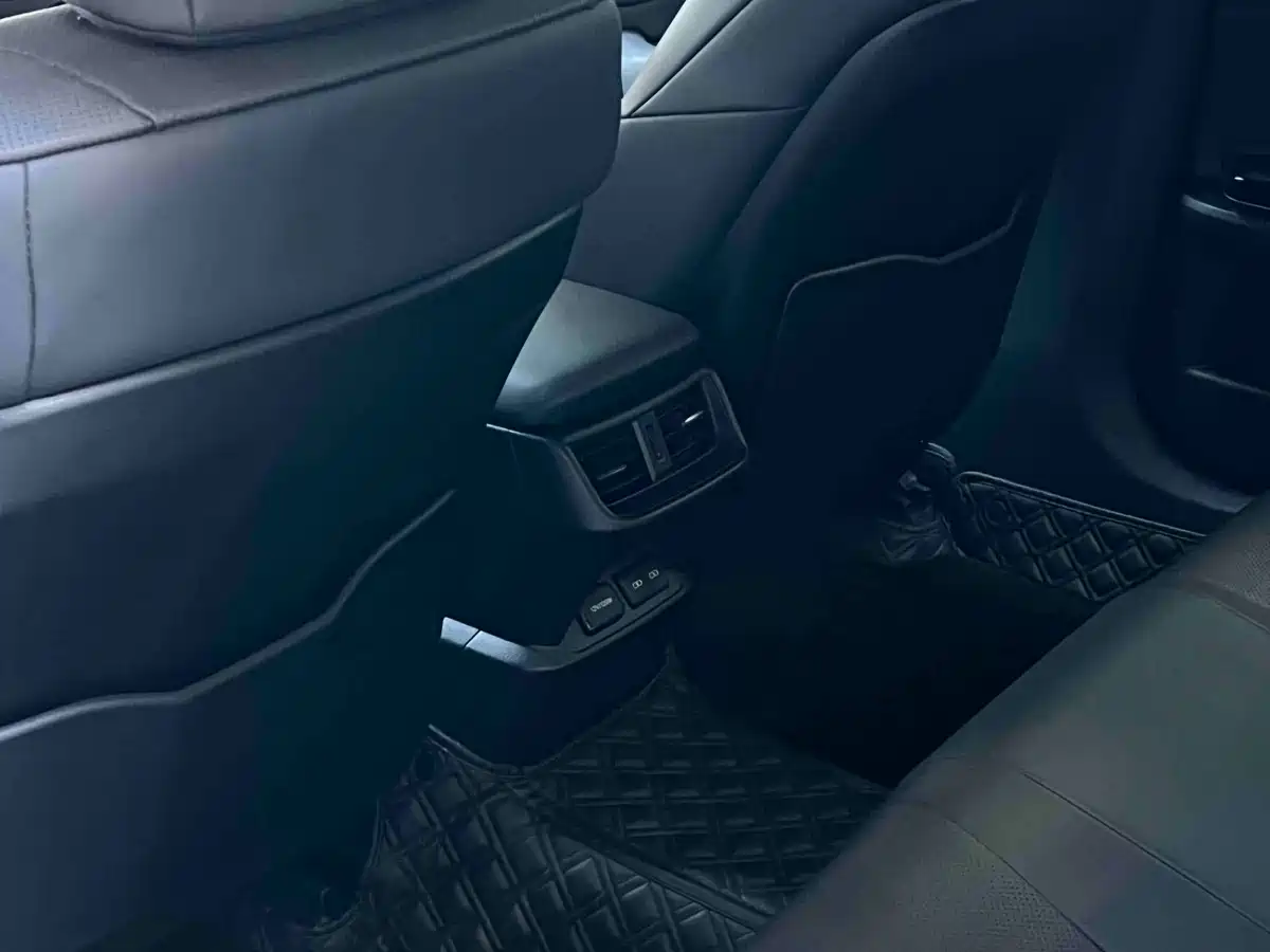 Lexus ES 2023 260 Excellence фото 16