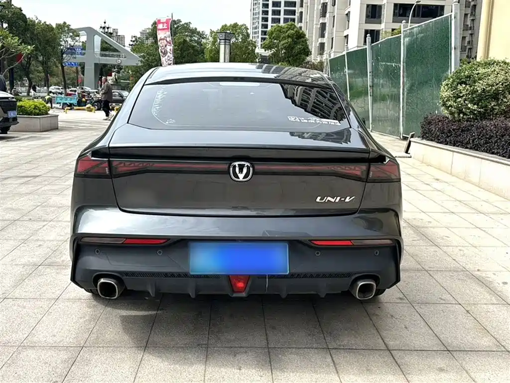 CHANGAN UNI-V