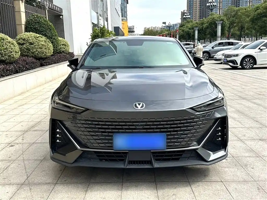 CHANGAN UNI-V
