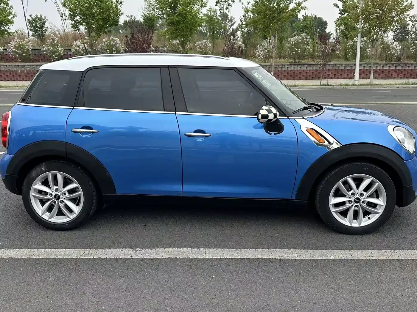 MINI COUNTRYMAN 2013 2011 1.6L COOPER Fun