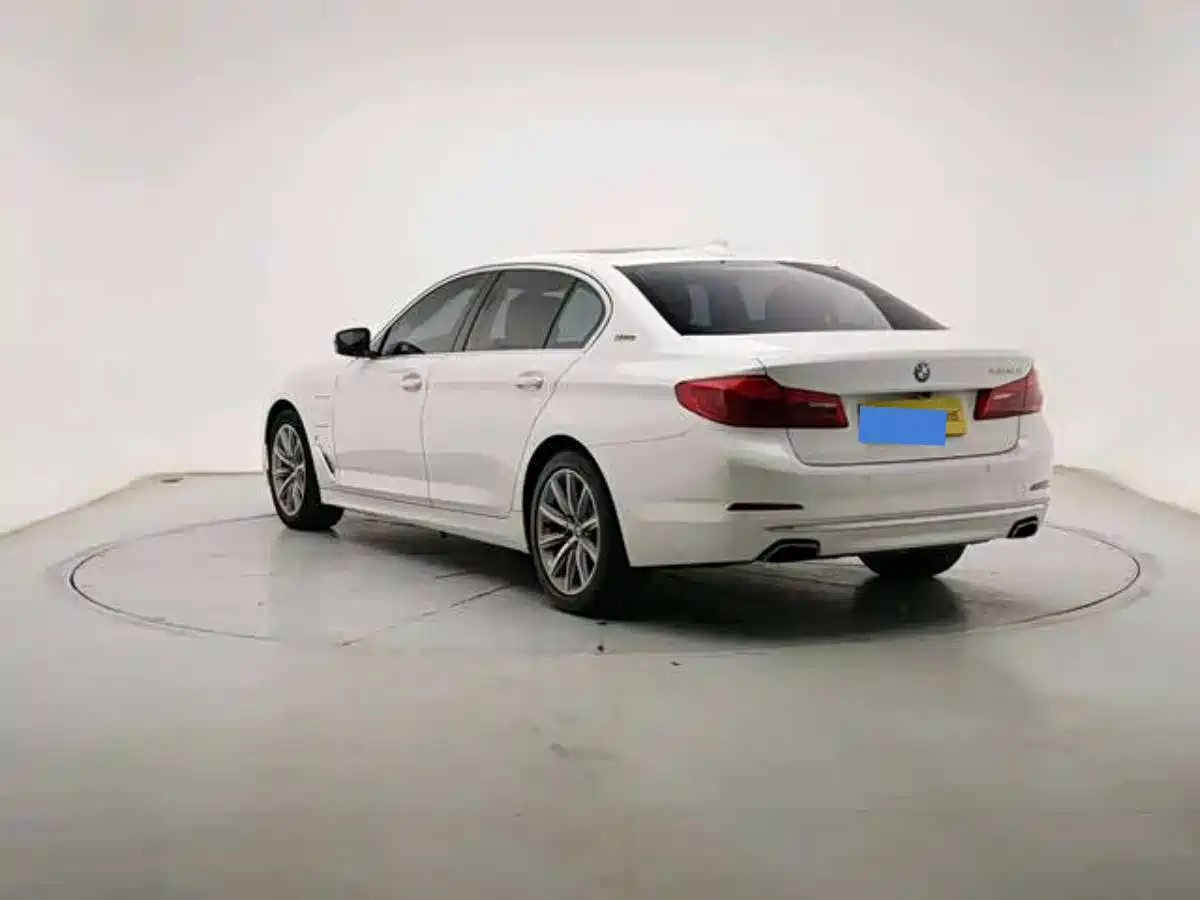 BMW 5 SERIES NEW ENERGY