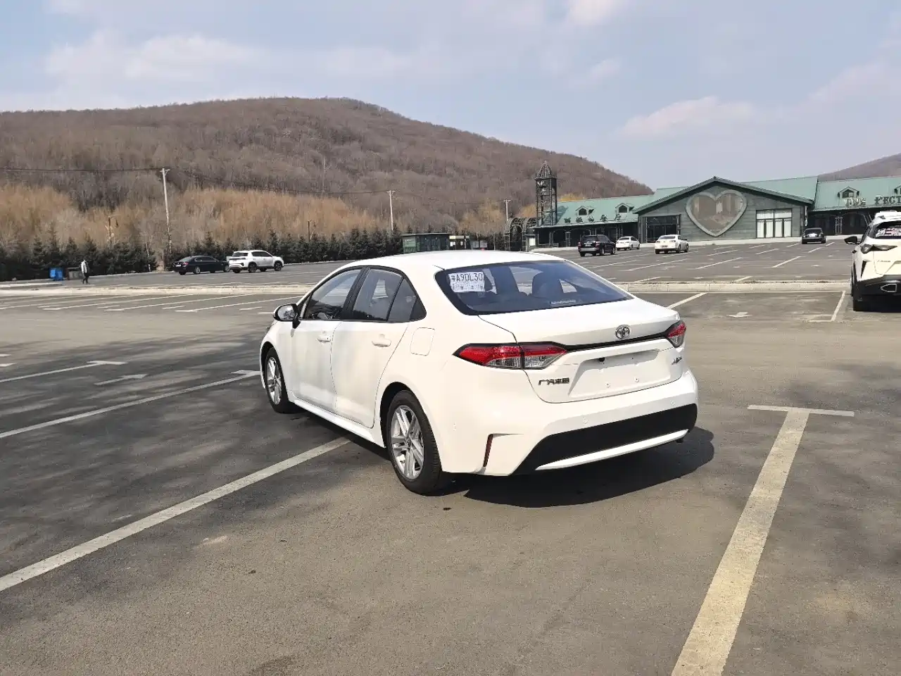 Toyota Levin 2023 TNGA 1.5L CVT Progressive фото 7