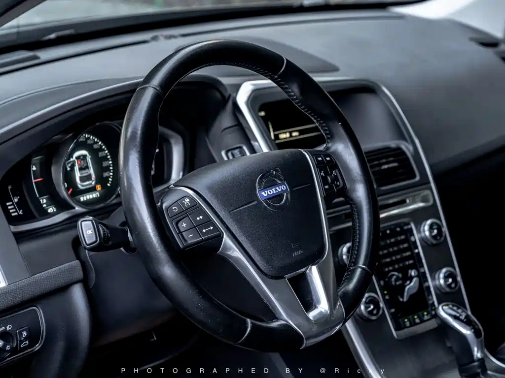 Фото 5 - Volvo XC60
