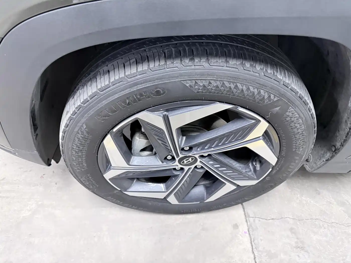 Hyundai Tucson 2023 Tucson L 1.5T Automatic 2WD GLX Elite Edition фото 4