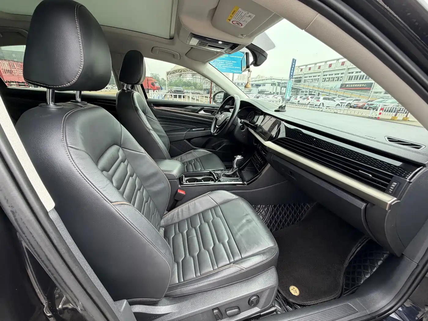 Volkswagen Passat 2021 Model 330TSI Elite Edition фото 11