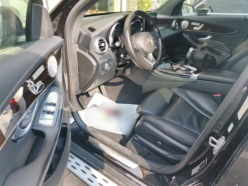 Mercedes-Benz GLC 2017 GLC 260 4MATIC Luxury фото 16