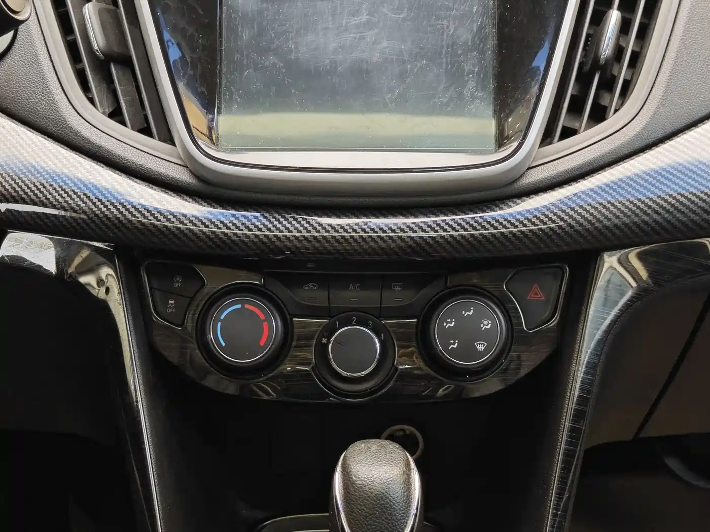 CHEVROLET KOVOZ