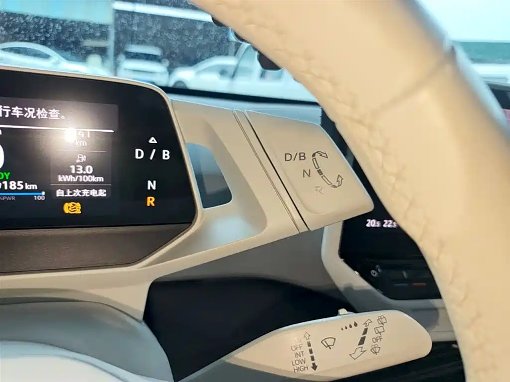 Volkswagen ID.3 2023 Upgraded Pure Intelligence Edition фото 14