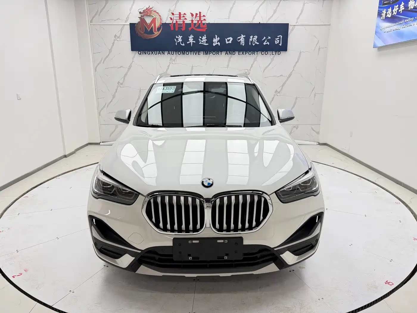 BMW X1 2021 sDrive20Li Exclusive фото 2