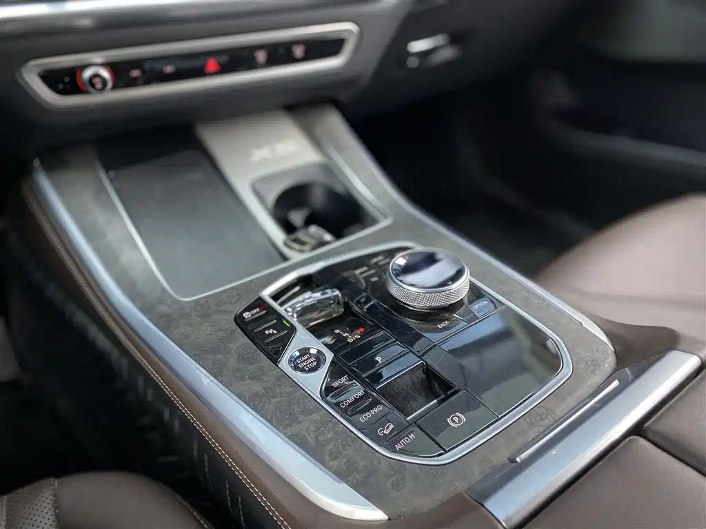 BMW X5 2023 xDrive 30Li M Sport Package фото 10