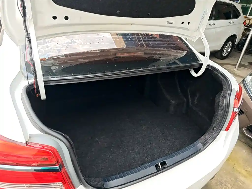 Toyota YARiS L Zhi Xiang 2019 1.5E CVT Charming China VI фото 15