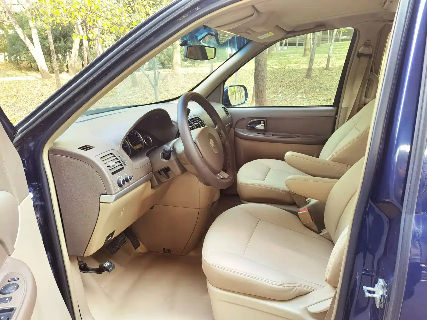 Buick GL8 2014 2.4L Classic Edition фото 8