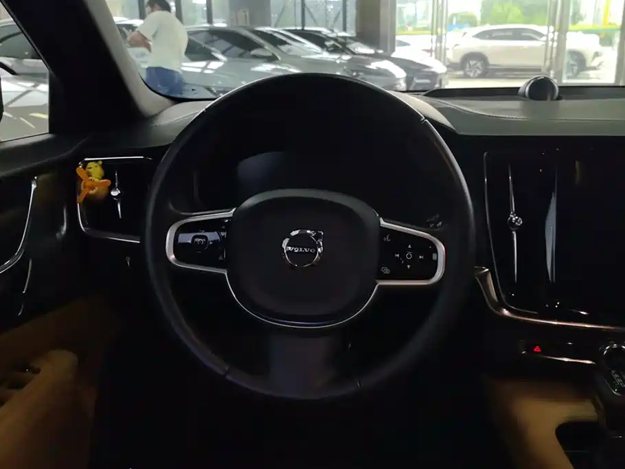 Volvo V90 2019 2019 Cross Country T5 AWD Prestige Edition (China V)