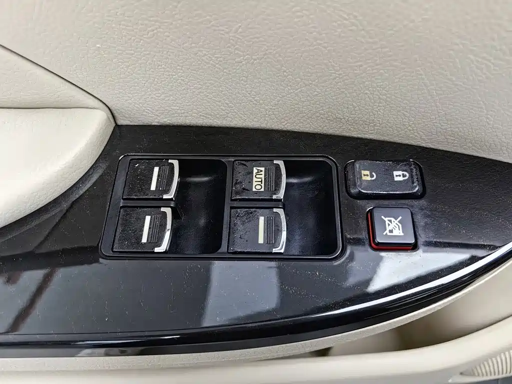 BYD G6 2013 2013 1.5TID Automatic Prestige