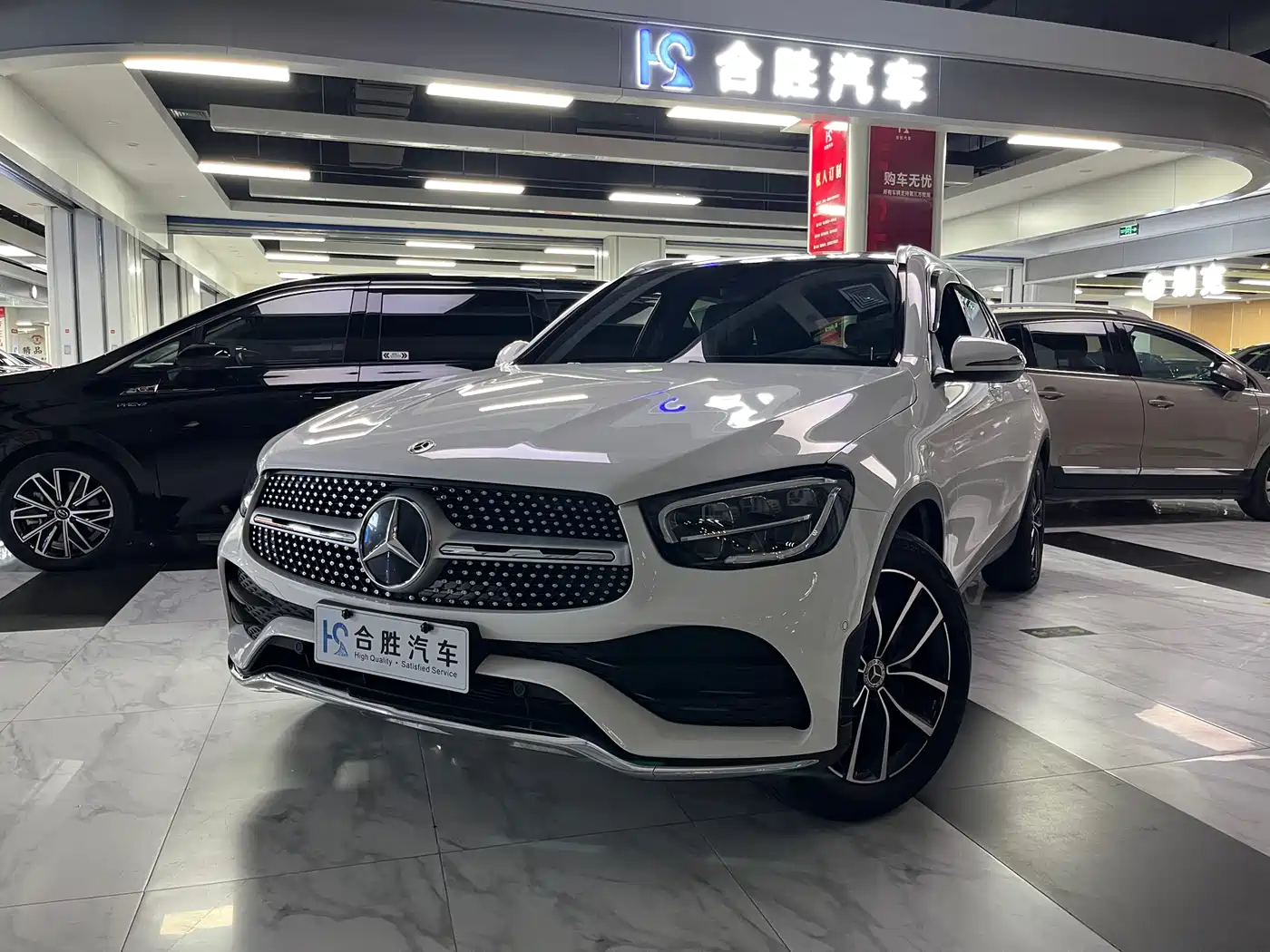 Mercedes-Benz GLC 2022 Facelift GLC 260 L 4MATIC Luxury Model