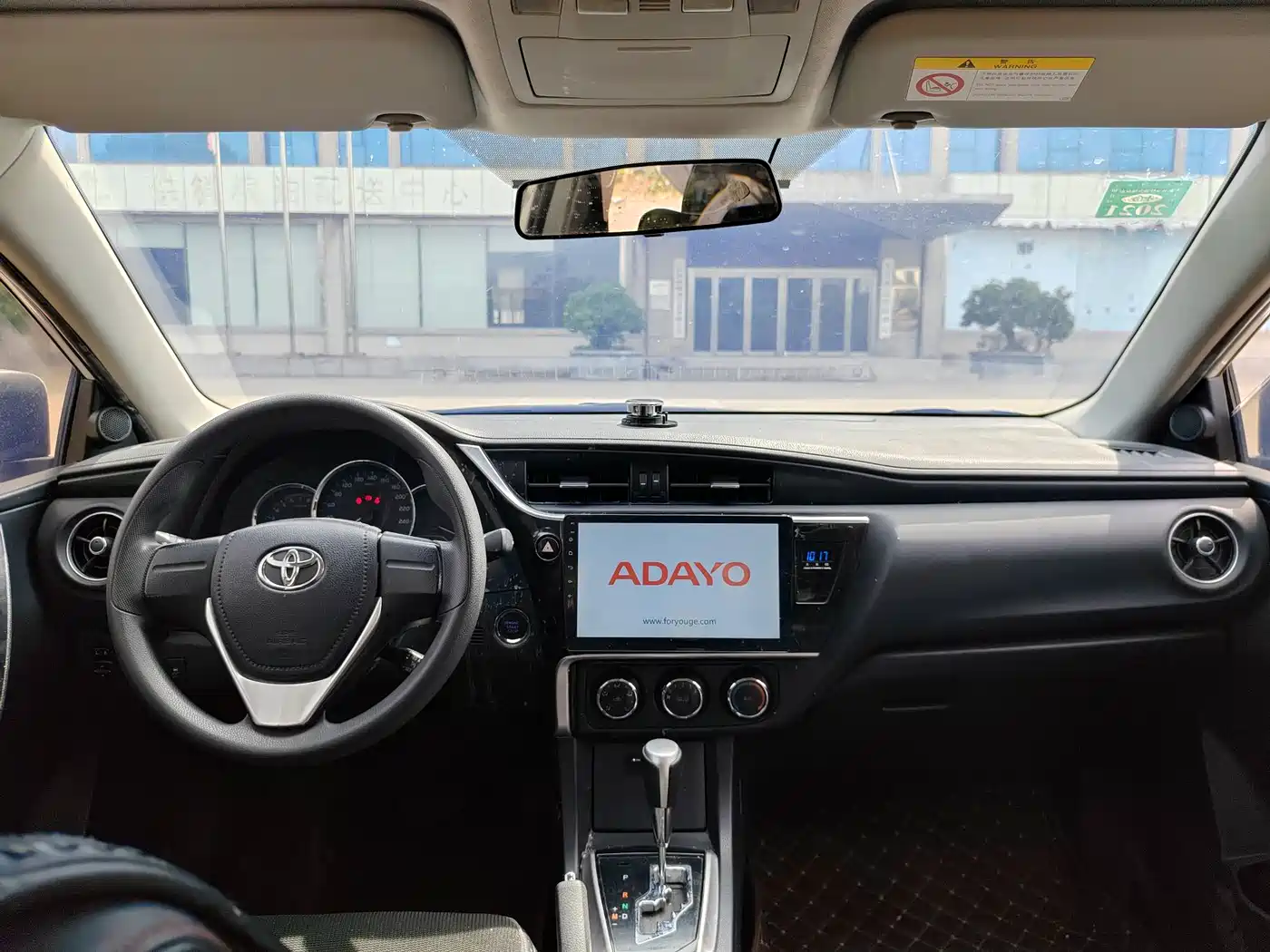 Toyota Corolla 2017 Facelift 1.2T S-CVT GL фото 9