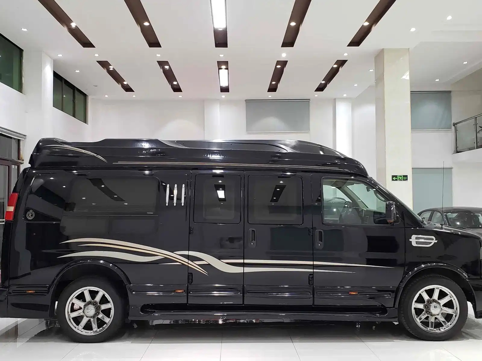Фото 27 - GMC Savana