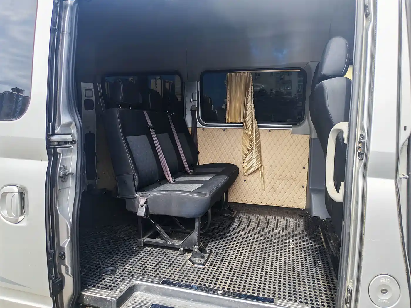 Photo 15 - SAIC Maxus Xintu V80